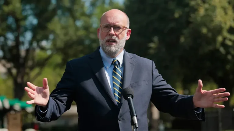 GOP Senators Scramble, Doubt Trump’s Shutdown Maneuvers