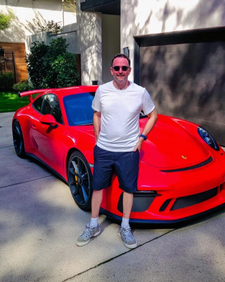 My Wealthy Neighbor Made a 90-Year-Old Woman Pay for His Lawn Care for Months – I Felt Sorry for Her, So I Decided to Teach Him a Lesson!